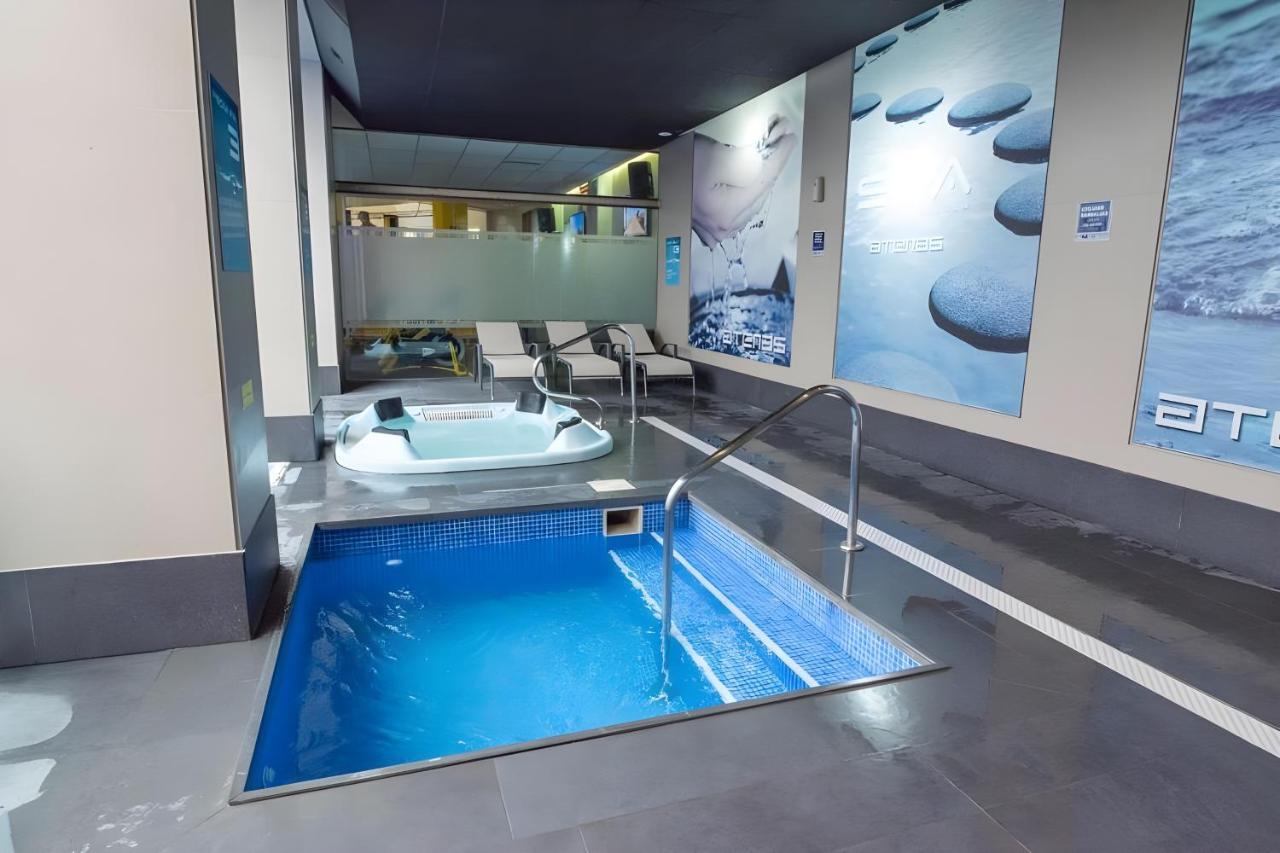 Apartamentos Benalbeach Benalmádena Esterno foto